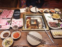 -东巴人鱼豆花火锅(幸福街店)