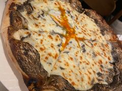 黑松露披萨-IL TEATRO 精品意大利餐厅