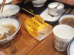 -云阿蛮云南生烫牛肉米线(奉贤路店)