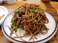 香椿苗黑豆腐丝-金豆角砂锅焖面(安贞店)