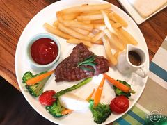 -Kitchen·Y洋厨房西餐厅(王府壹号店)