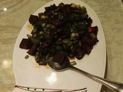 香辣土匪肉-华师大厦酒店·华粤轩中餐厅