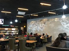 大堂-汽车博物馆主题餐厅