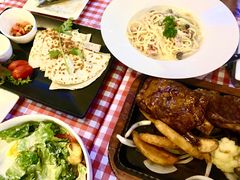 奶油培根蘑菇意面-鲨鱼美式餐厅酒吧Sharky