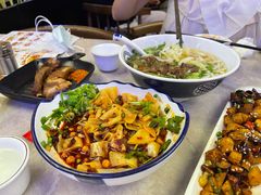 -黔大人·贵州花溪牛肉粉(宝能太古城店)