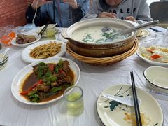 -天乐农家鱼头王(天目湖店)