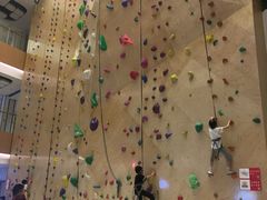 -ROCKPLUS攀岩馆(环宇城店)
