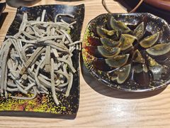 -洞庭洲·防空洞火锅·铜锅涮肉·烧烤(新百广场店)