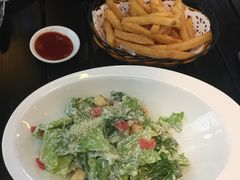 -汽车博物馆主题餐厅