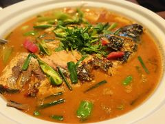 招牌鱼头泡饭-明丰小渔馆(明月路店)