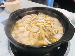 -烹然四季椰子鸡火锅(团结湖总店)