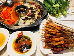 -佰人王串串香火锅(洋珠巷店)