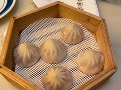 汤包-桂满陇天书(南京德基旗舰店)