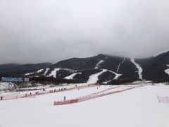 -鳌山滑雪度假区