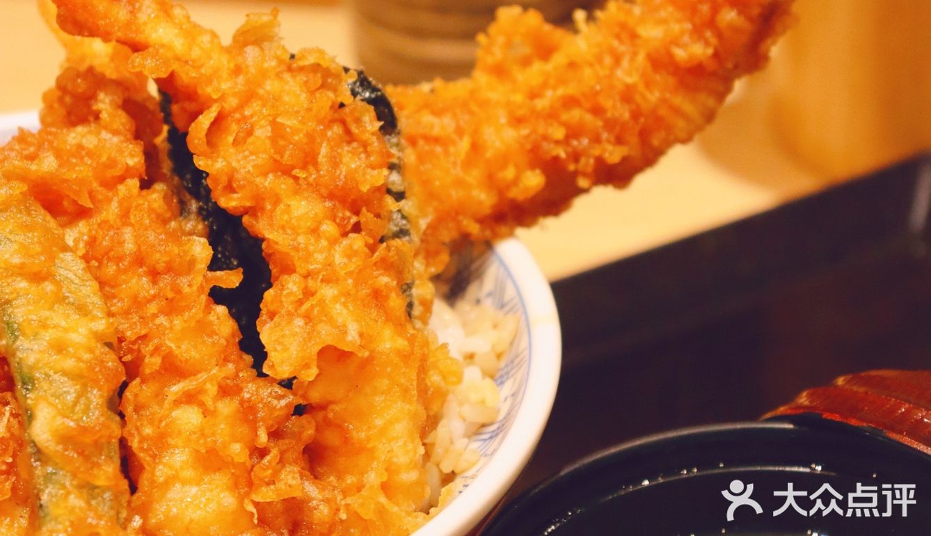 捧一大碗香酥酥的丼饭🍤｜金子半之助