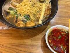 -万记麻辣烫国展总店