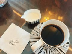 -上海和平饭店维克多咖啡厅 Victor's