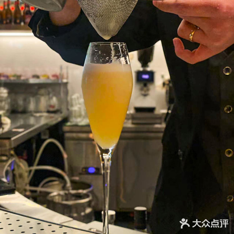 魔都新店|看世界杯超有氛围感的bistro