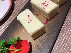 娜帕里勇-那时新疆·车师(大宁音乐广场店)
