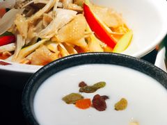 新疆手工老酸奶-楼兰新疆主题餐厅(悠方店)
