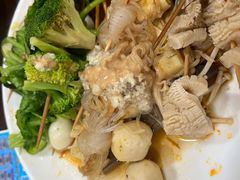 -郭记小街麻辣烫(南小街总店)