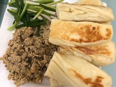 虾酱卷子-渔民船说·北塘海鲜·天津菜·海肠捞饭(北塘古镇店)