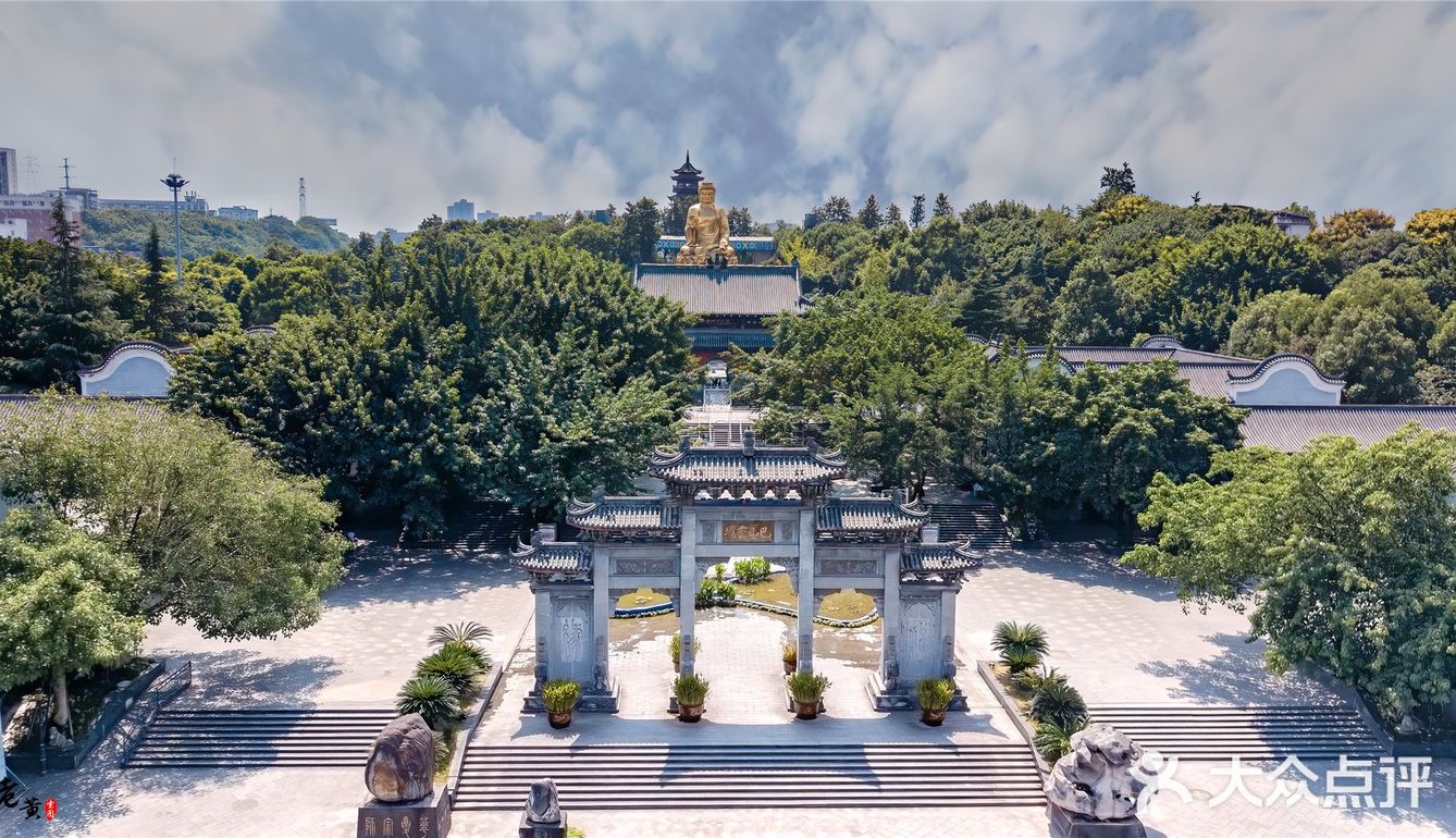 重庆主城香火最旺的寺庙同时也是摄影人的天堂