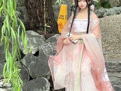 -汉仪华裳汉服馆(豫园店)