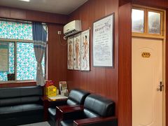 -国医整脊馆(武夷路店)