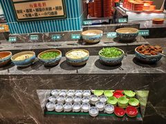 -金马门国际美食百汇(珞喻路店)