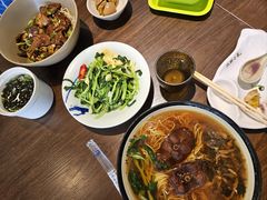 -玖鲜小笼(中山广场店)