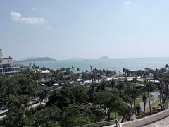 -亚龙湾中心广场