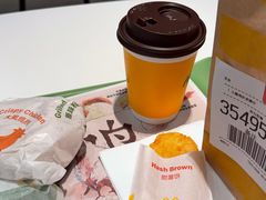 -麦当劳(上海虹桥站30B检票口楼上)