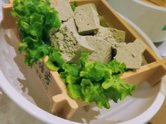 -龍歌自助小火锅(市南金茂湾店)