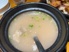 -莲餐厅·湖北菜·潜江小龙虾店(愚园路店)