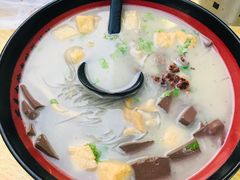 -金城包子牛肉灌汤包(台东四路店)