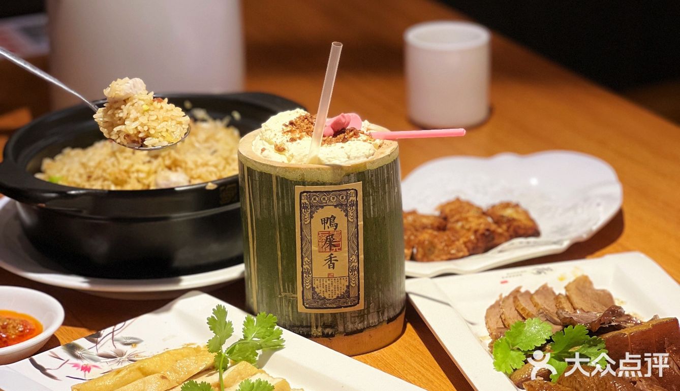 这家店就整一只狮头鹅，整的明明白白的🦢🦢