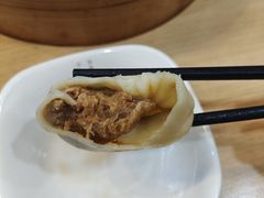 蟹黄汤包-鸡鸣汤包(罗廊巷店)
