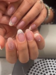 -丽心自助美甲美睫