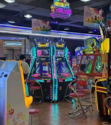 -菲菲羊乐园(临平银泰城店)