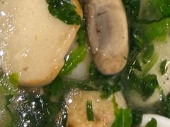 荠菜虾仁烩双菇-東城故事·尋找姆媽的味道(玉兰路店)
