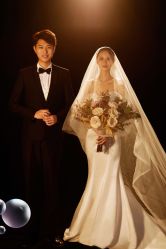 -伯爵婚纱摄影(光谷店)