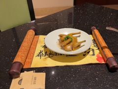 沙姜乳鸽-三亚亚龙湾瑞吉酒店·铭轩中餐厅Mingxuan·海南菜·粤菜