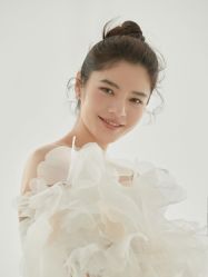 -至臻微拉婚纱摄影