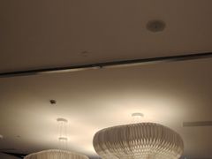 -涨巢·潮玩水疗局