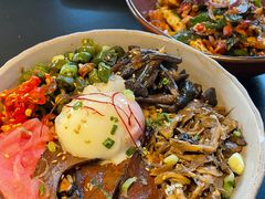 黑松露菌子焖饭-Ameigo梅果·云贵川bistro(长宁来福士店)