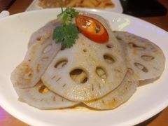-钳小厨疯味1987肉蟹煲(美一城广场店)