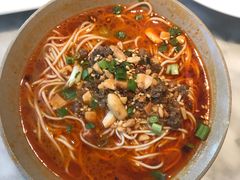 自贡担担面-雀蓝川菜(奥体广场店)