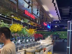 -金滏山烤肉·海鲜·火锅自助餐厅(襄阳万达店)