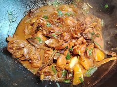-锅老头海鲜铁锅炖